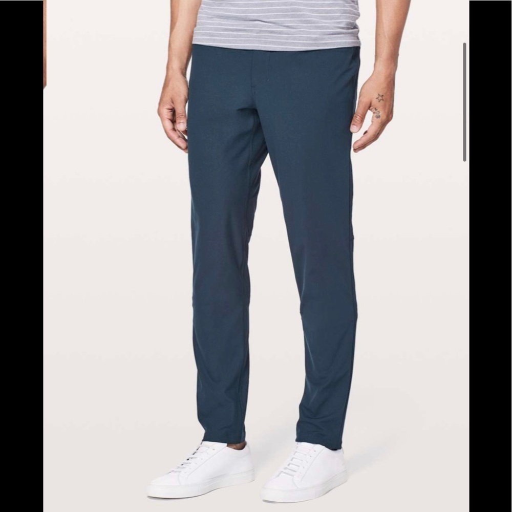 Lululemon ABC Slim Pants 34” Navy size 28